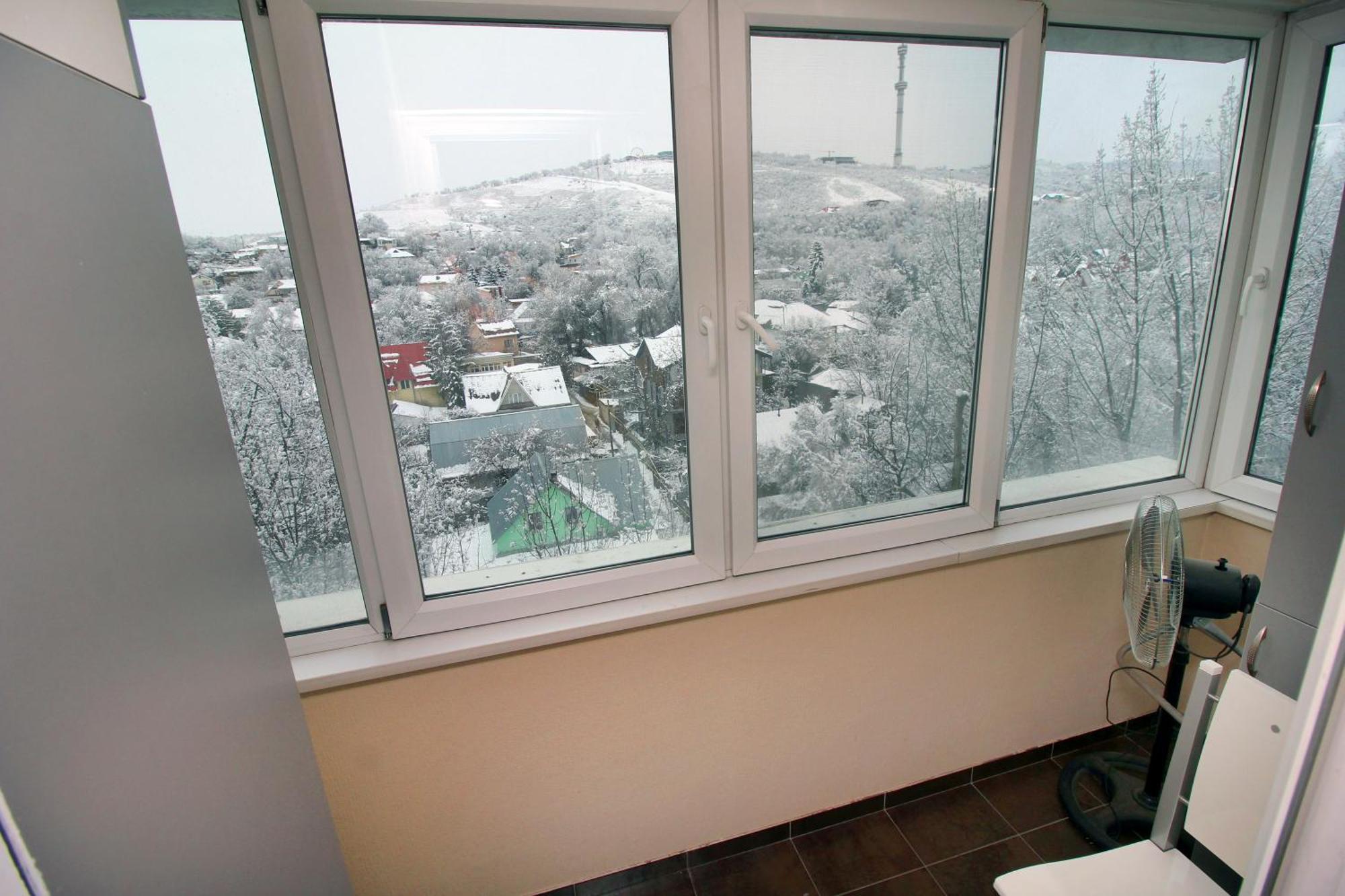 Роскошные Апартаменты На Набережной Almaty Exterior photo